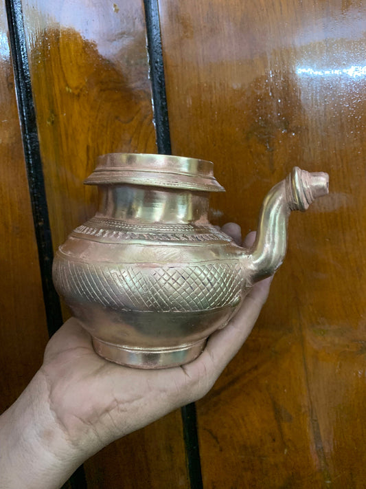 Indian antique store presents vintage orissa style Guindy