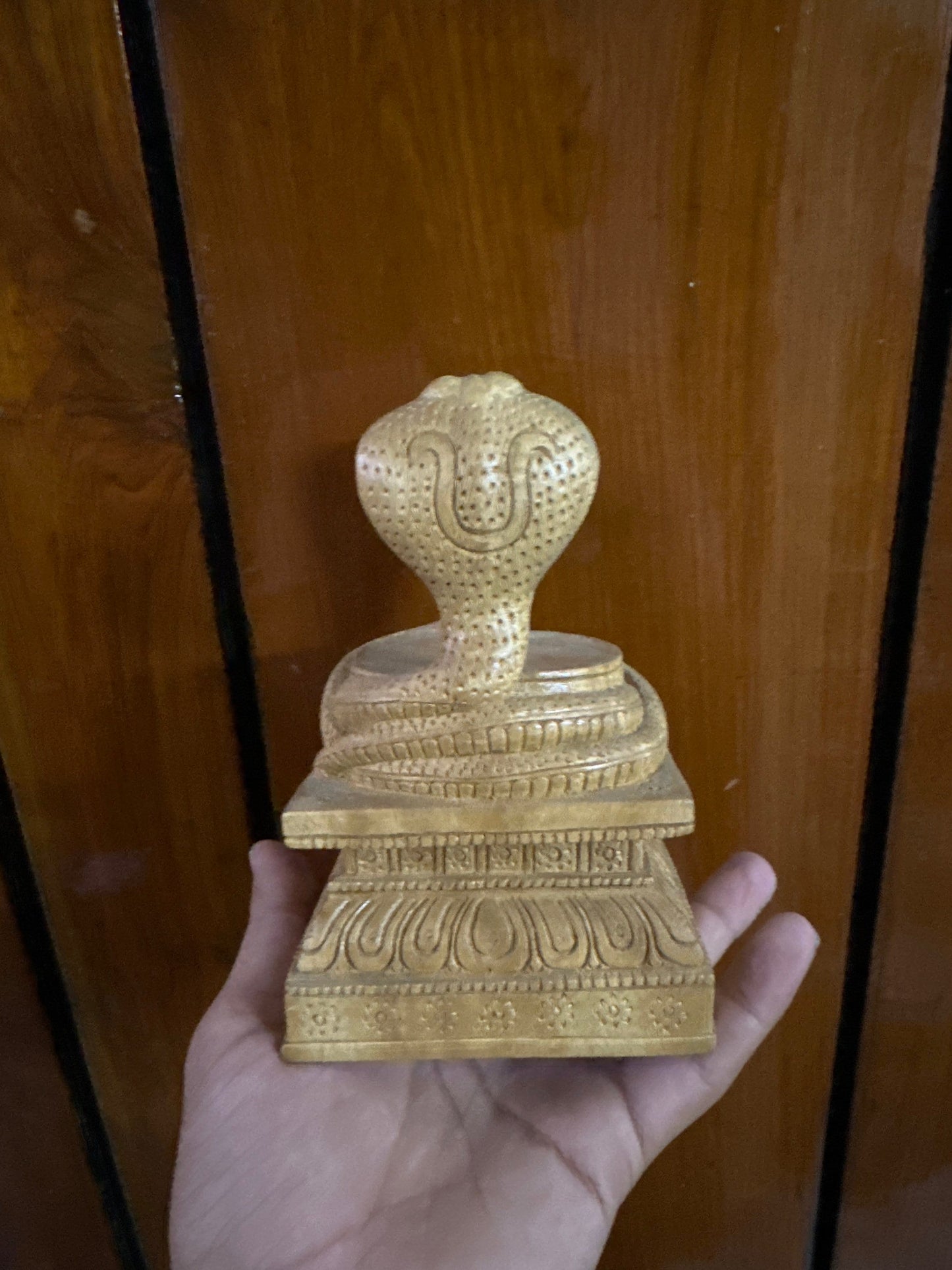 Prasiddh copper idols presents Teak Wooden mandahasana Peeta for placing idols