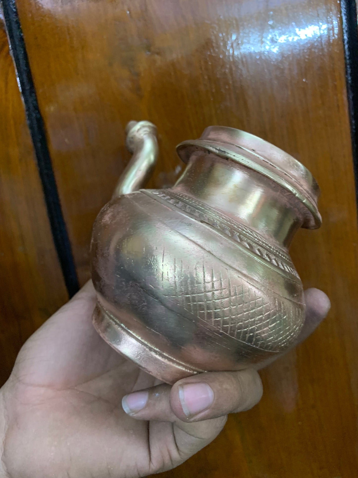 Indian antique store presents vintage orissa style Guindy