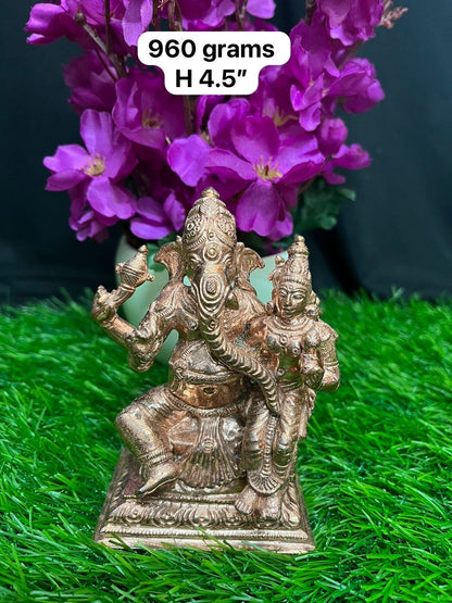 Prasiddh copper idol present copper idol of shakti ganesha / uchishta ganapati