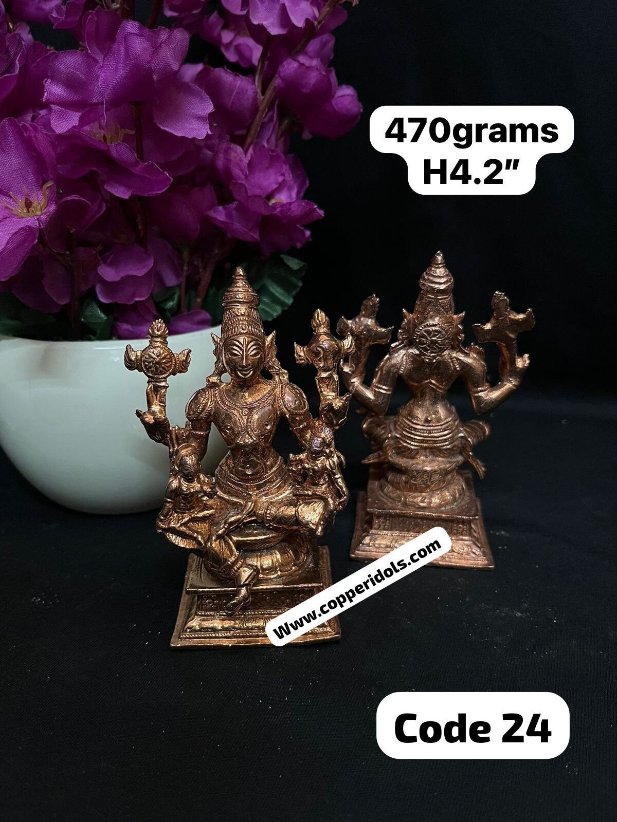 copper casted idol of Lord vishnu carrying sridevi bhudevi on his laps