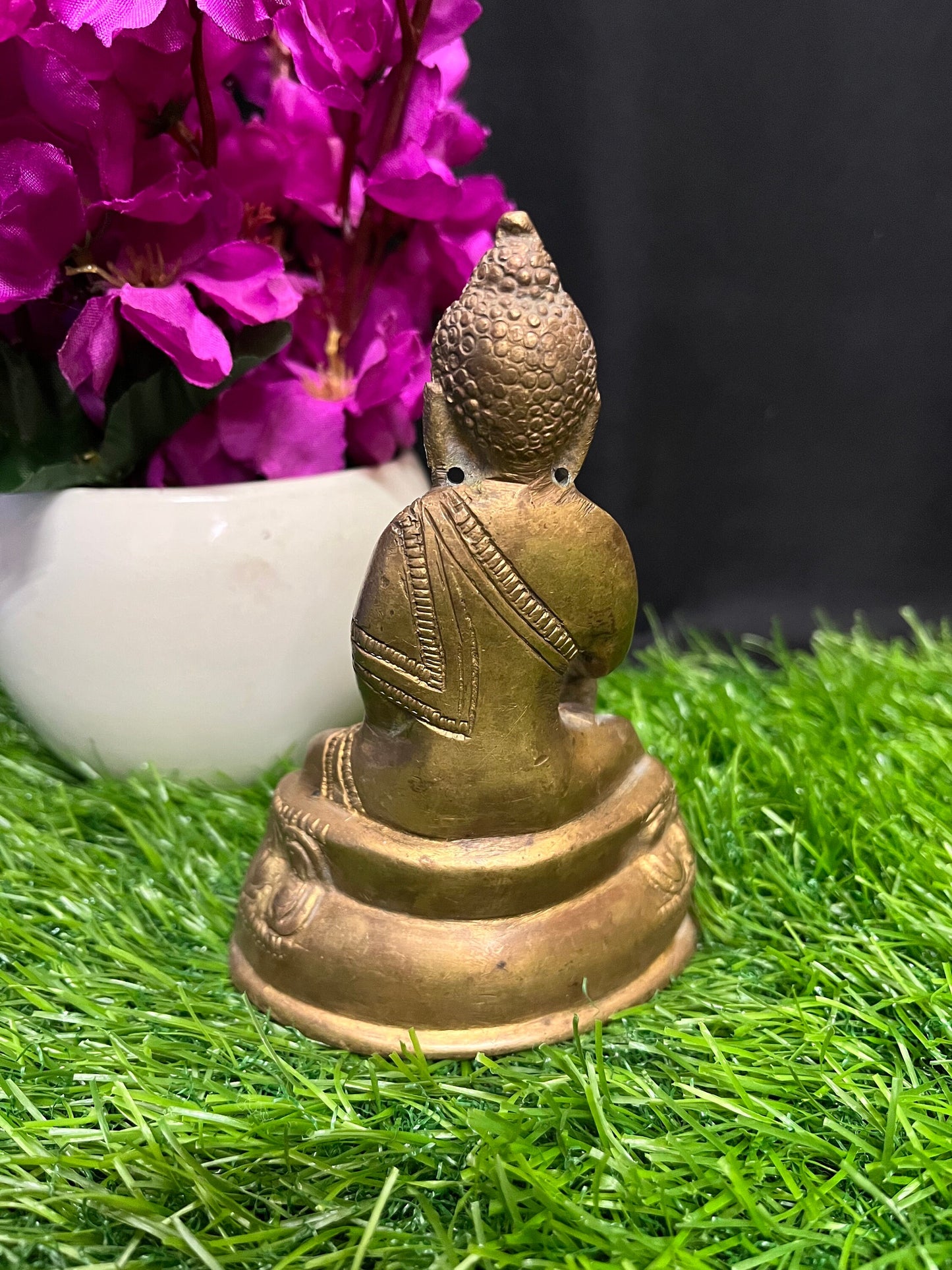 Bronze made Buddha figurine