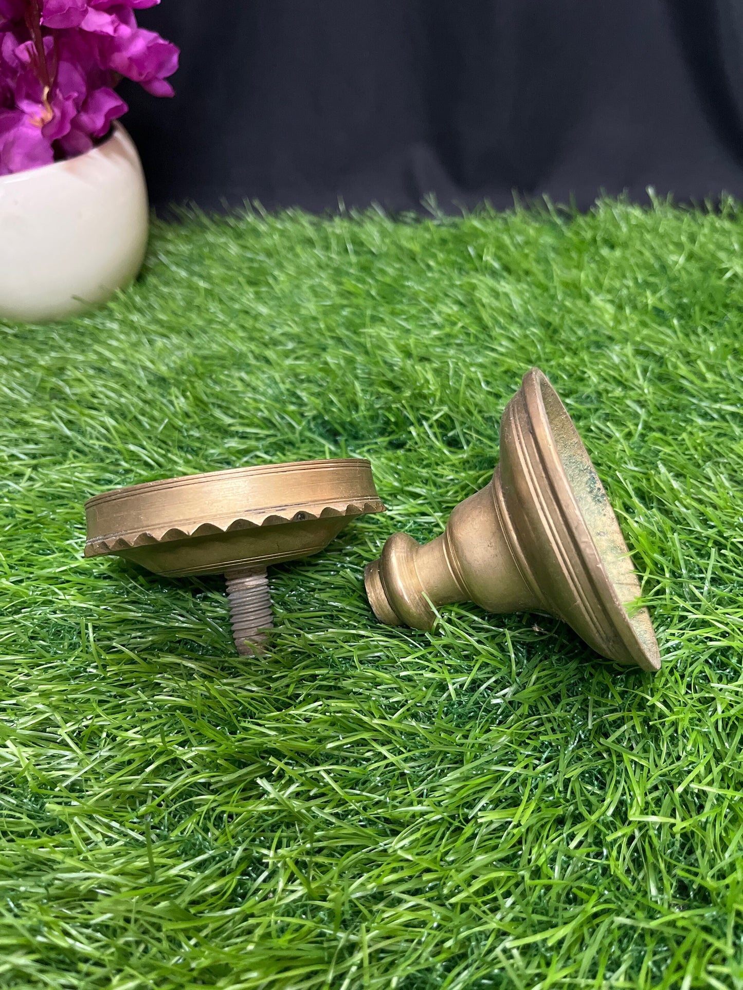 Vintage bronze cast bowl lamp