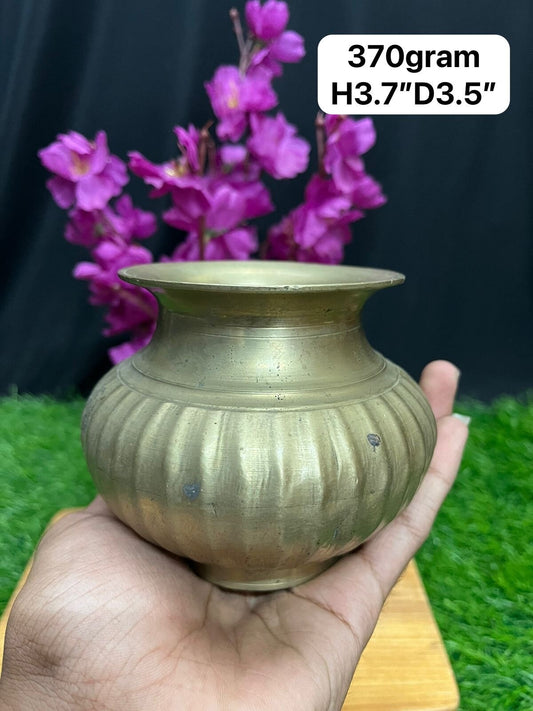 Brass made pumpkin pot