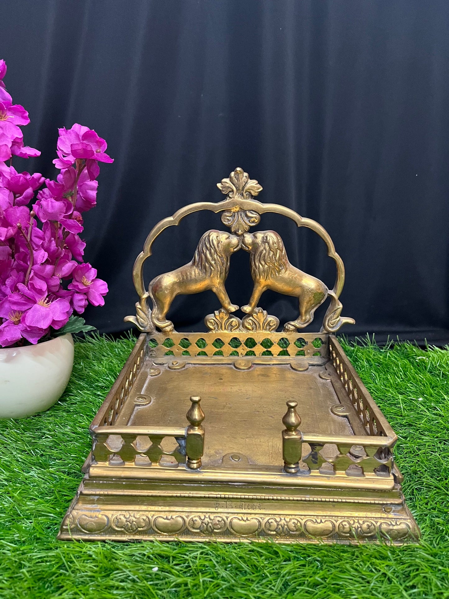 Brass cast vintage singasanam simhasana pooja altar pooja open mantapa