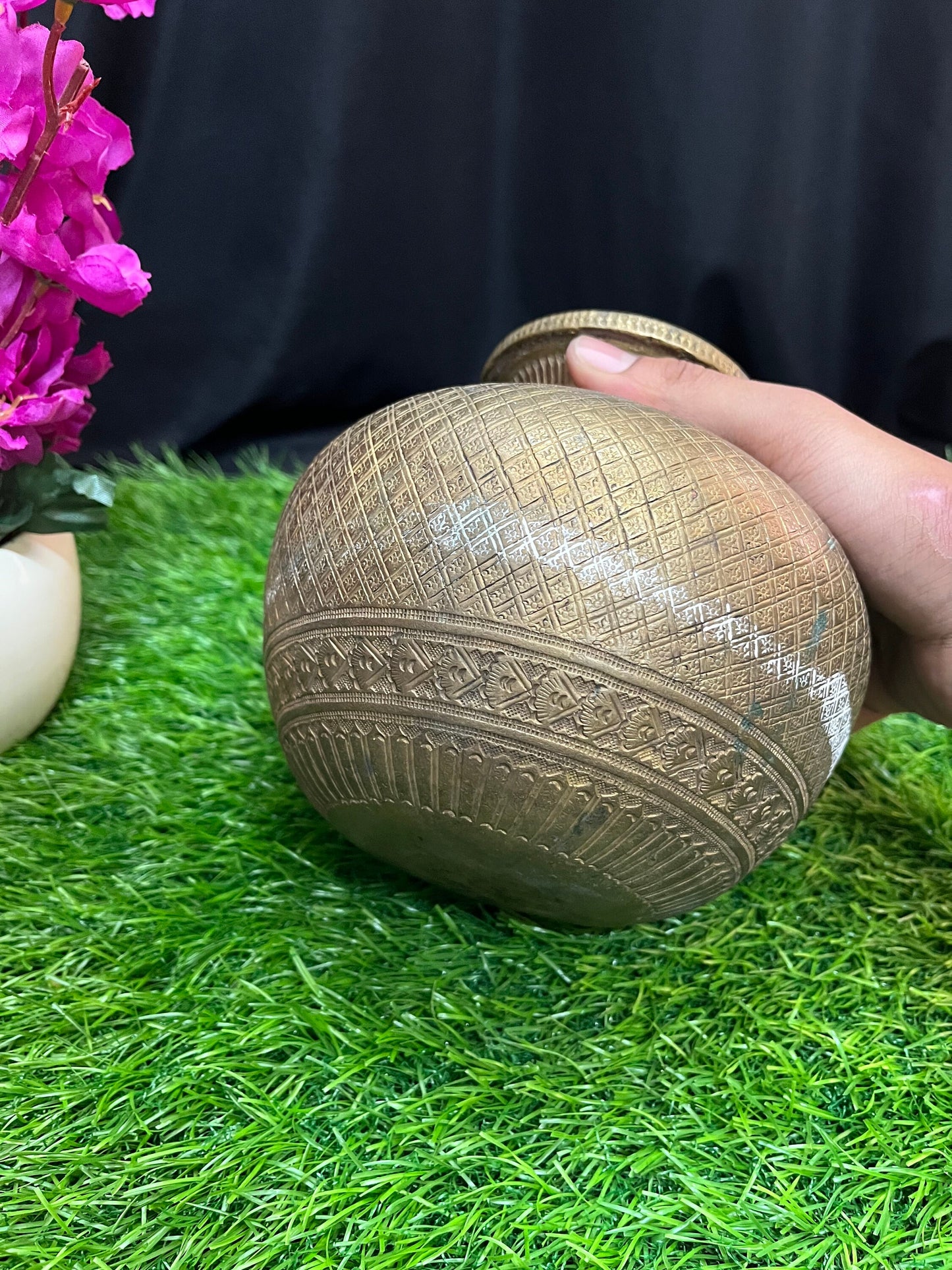 vintage bronze cast checks patterned kalsha pot from mysore karnataka