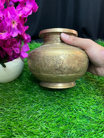 Bronze cast decorative kalsha pot