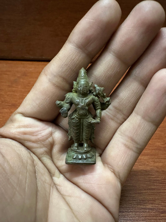 Vintage solid bronze cast veera venkateshwara , a damaged one but pretty to its size and age