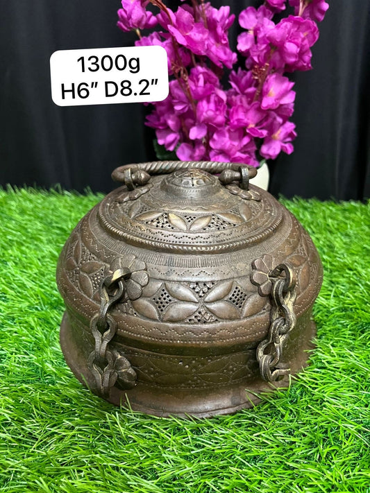 vintage copper made mughal type paan box