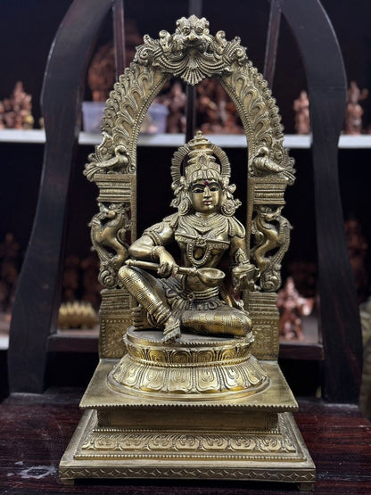 Bronze cast Annaporneshwari figurine idol, a manifestation of Goddess Parvati Uma