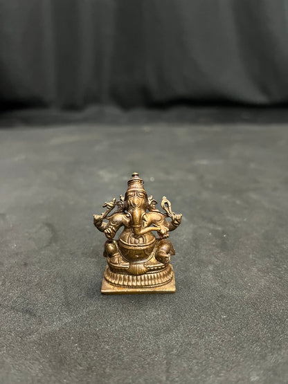 panchaloha made ganesha figurine