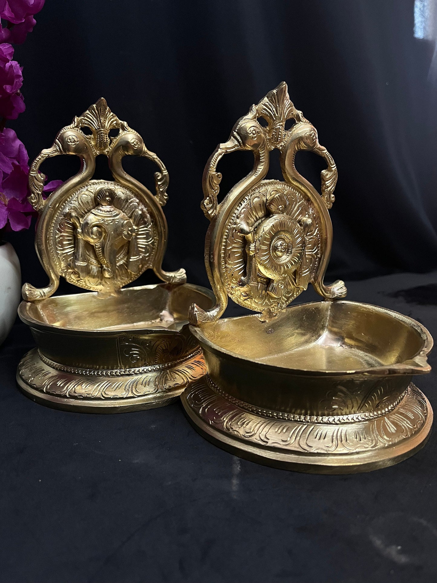 Panchaloha made Shanku Chakra Hamsa deepa oil lamps