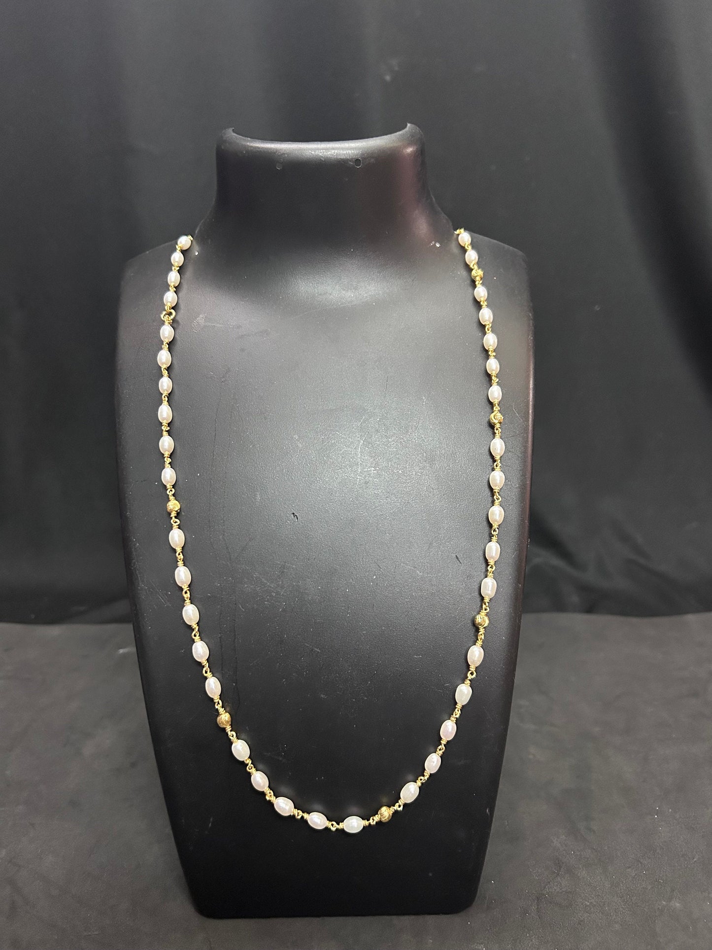 Silver made gold polished pearl chain