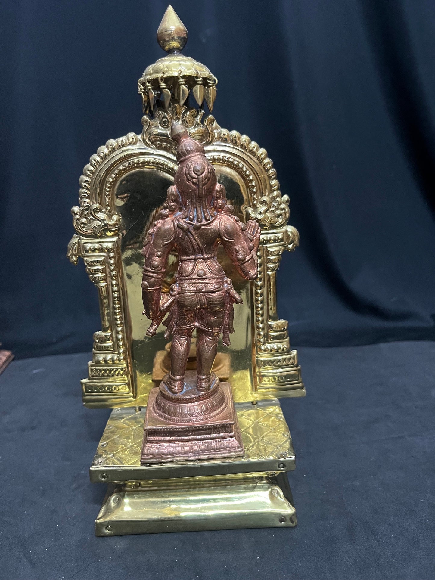 Copper idol of Mannargudi Rajagopala swamy on a brass peetam