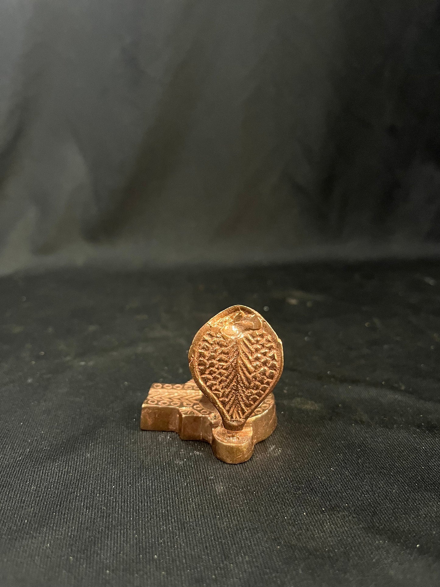 copper casted shiva linga