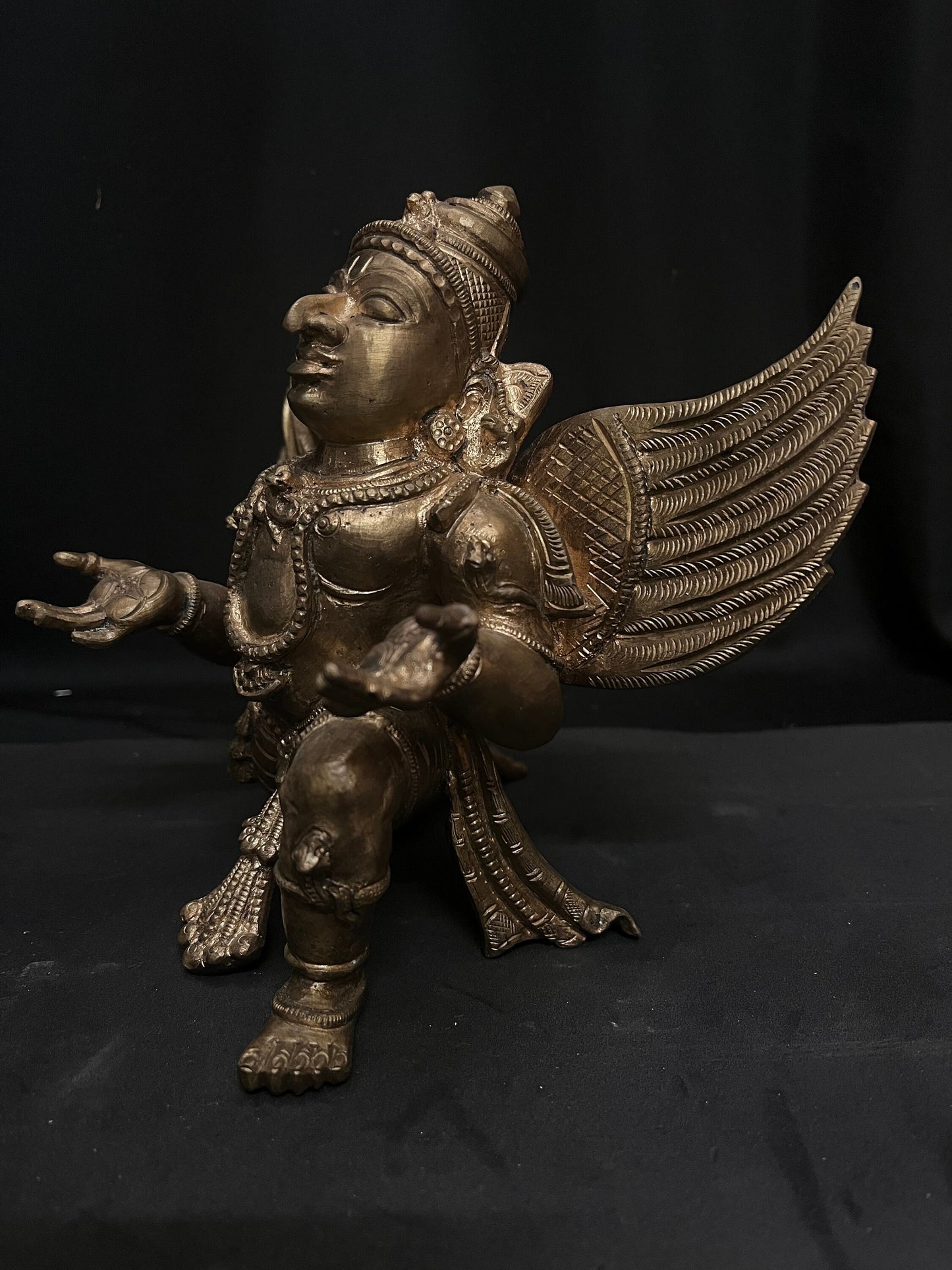 Prasiddh copper idols presents panchaloha idol of garuda vahana