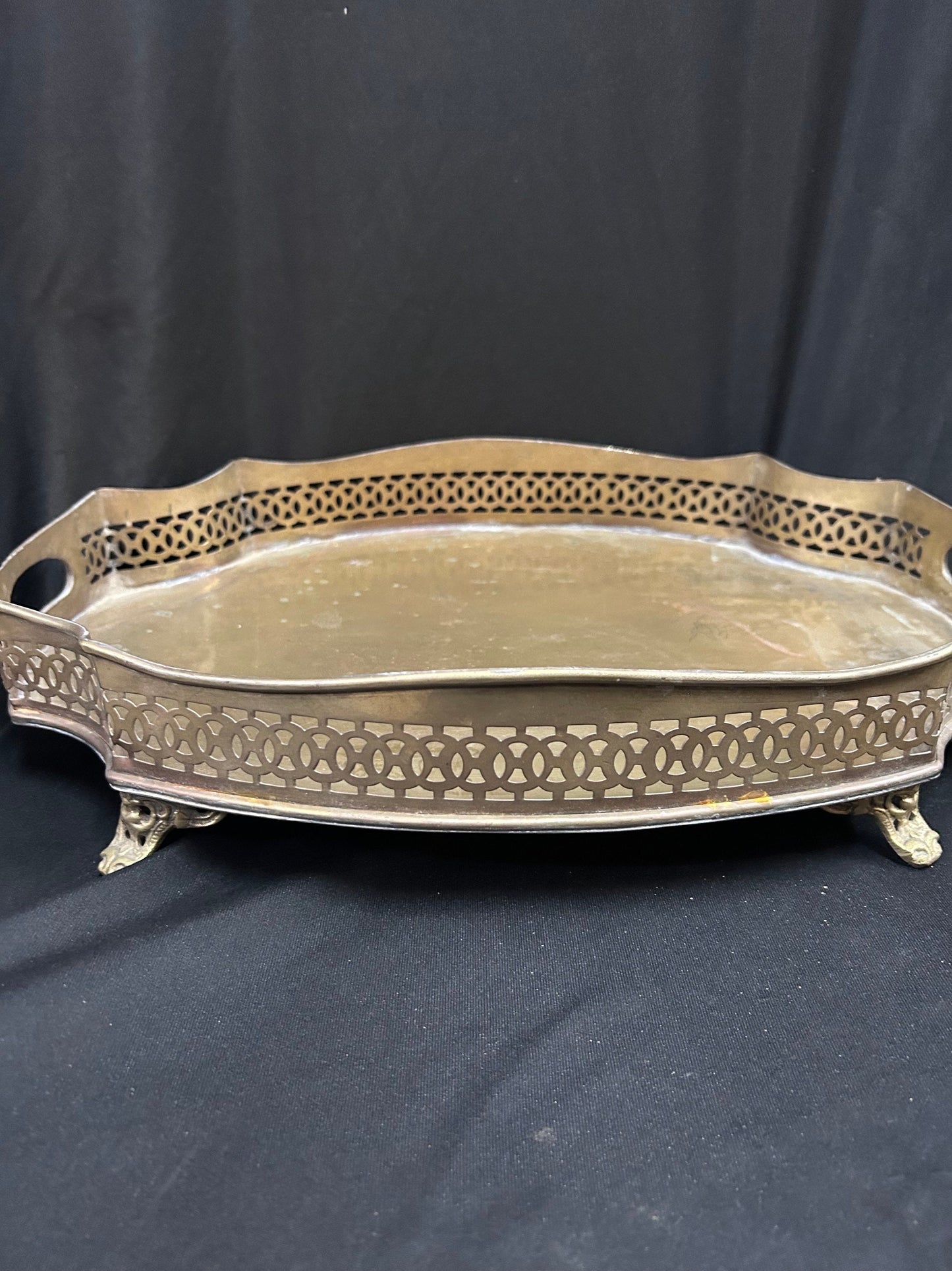 Vintage brass made thick gauge tray with jali cut design