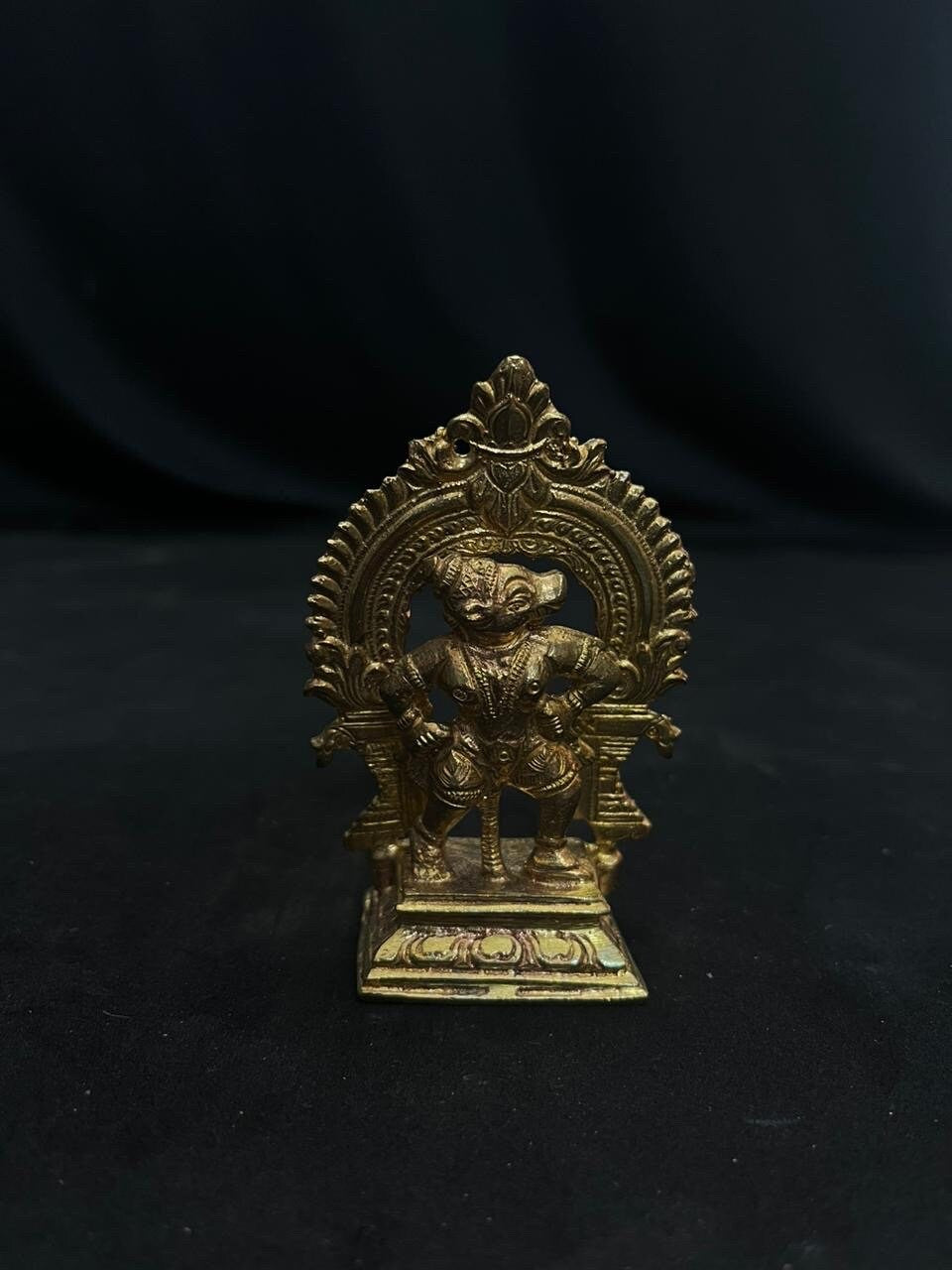 Prasiddh copper idol present panchaloha idol of varaha swamy