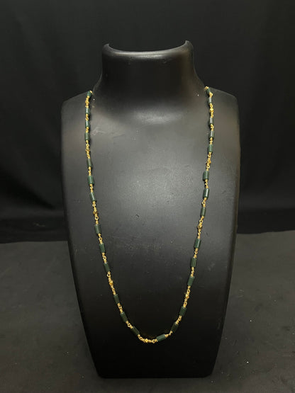 Silver made gold polished green stone cylindrical chain