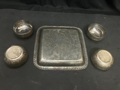 Vinatge bowls in a tray