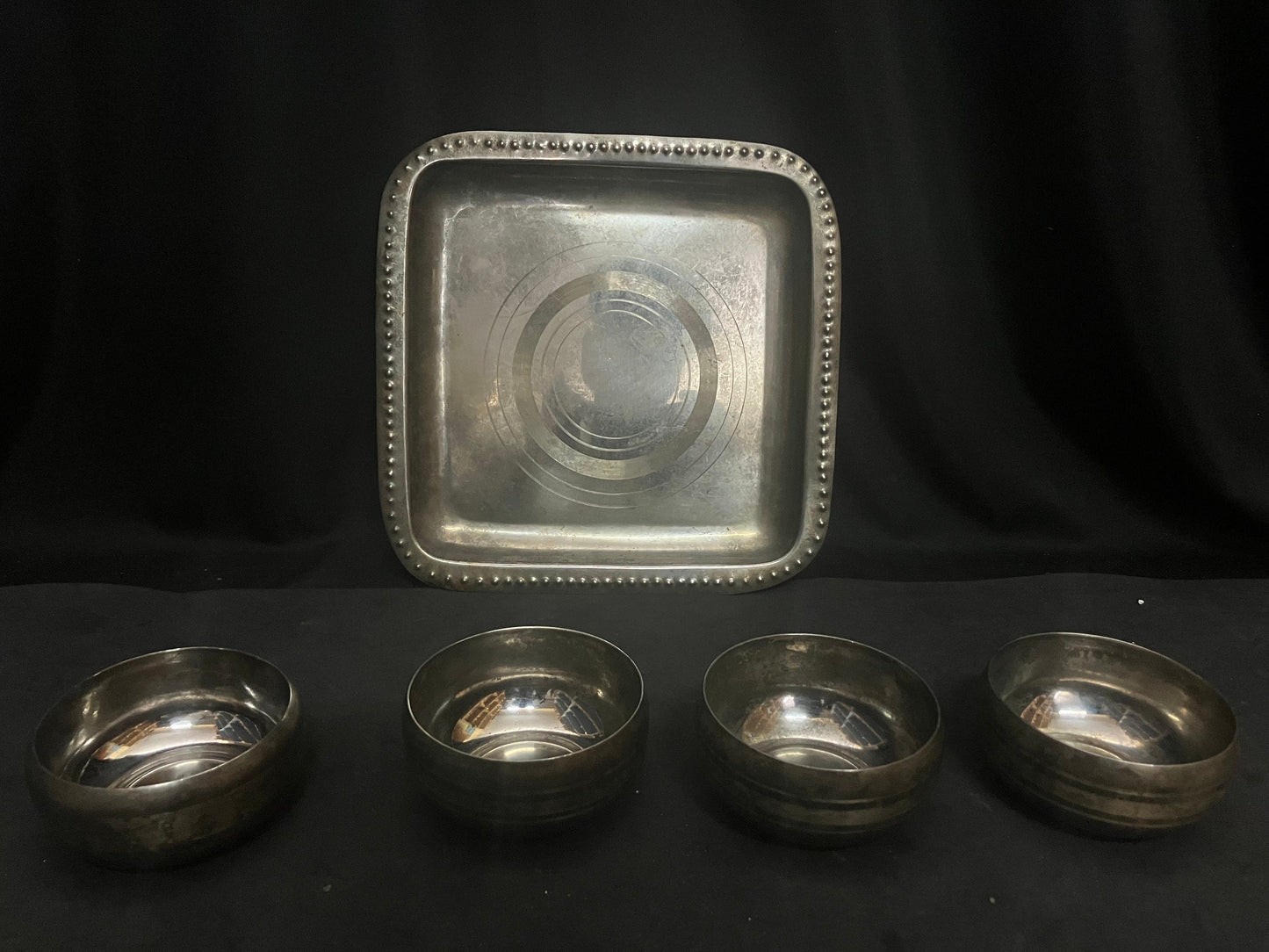 Vinatge bowls in a tray