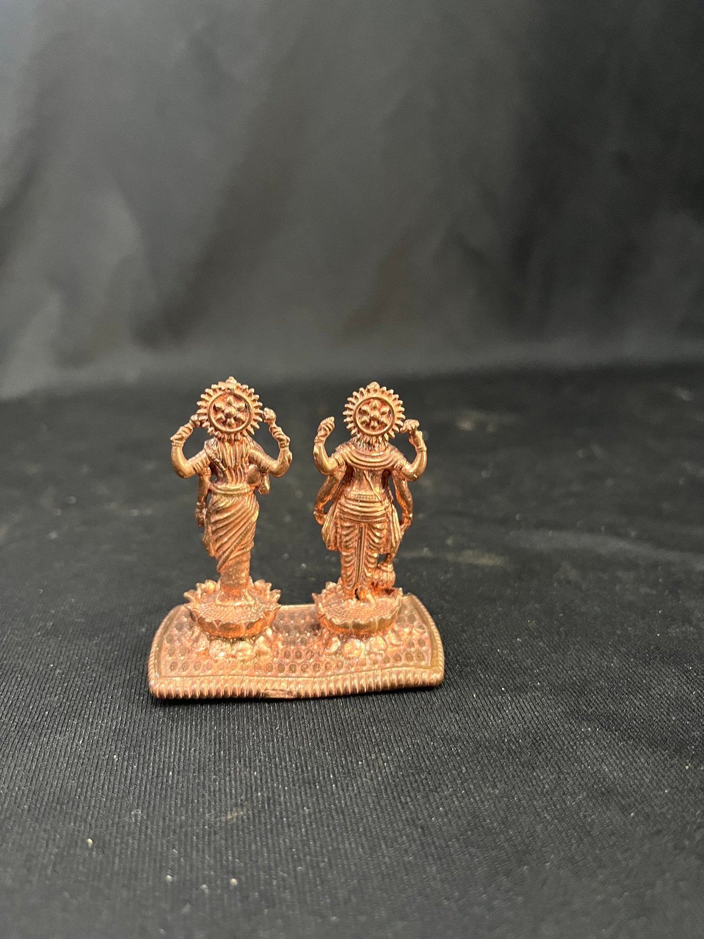 copper casted idol of lord lakshmi narayana