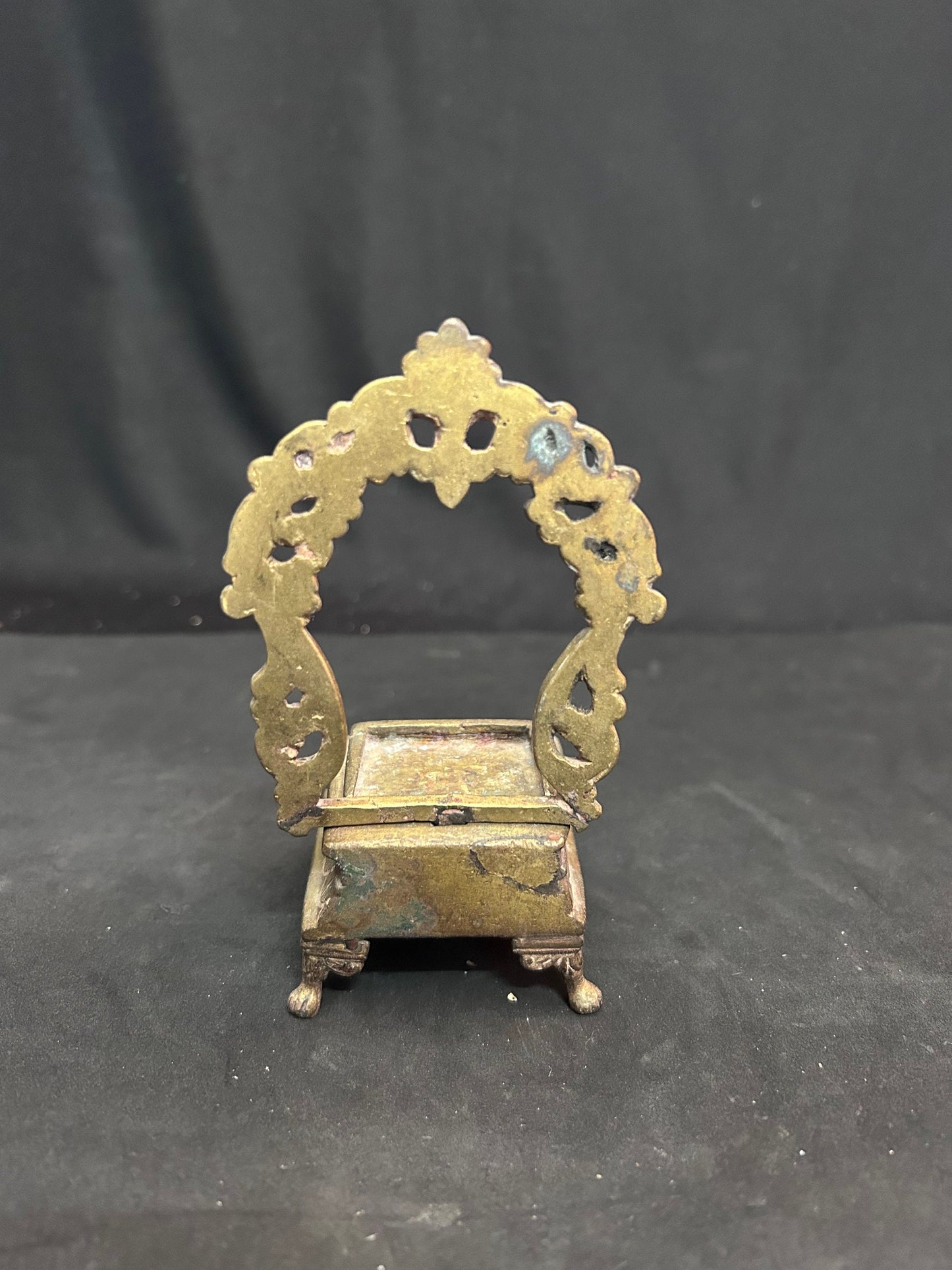 Vintage bronze made peeta prabhavali