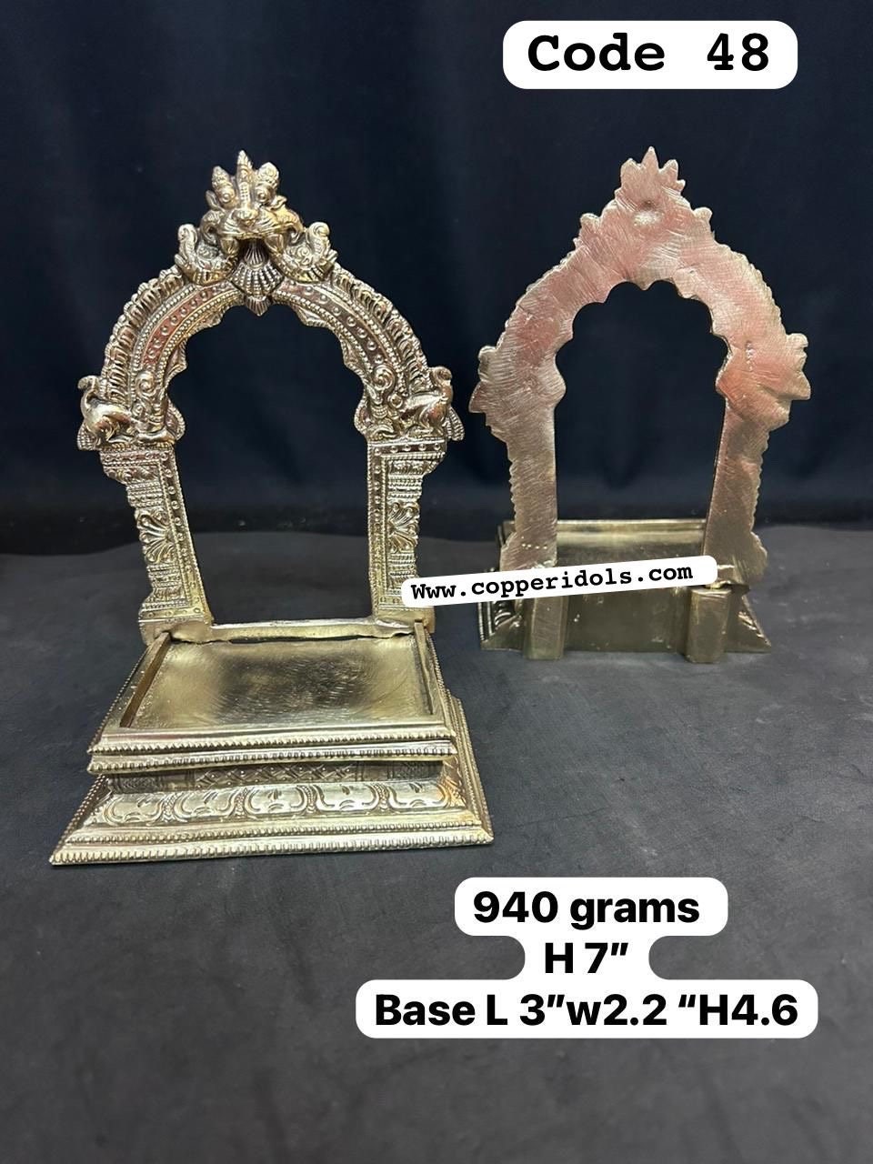 Prasiddh copper idol present Panchaloha made peeta prabhavali for placing idols