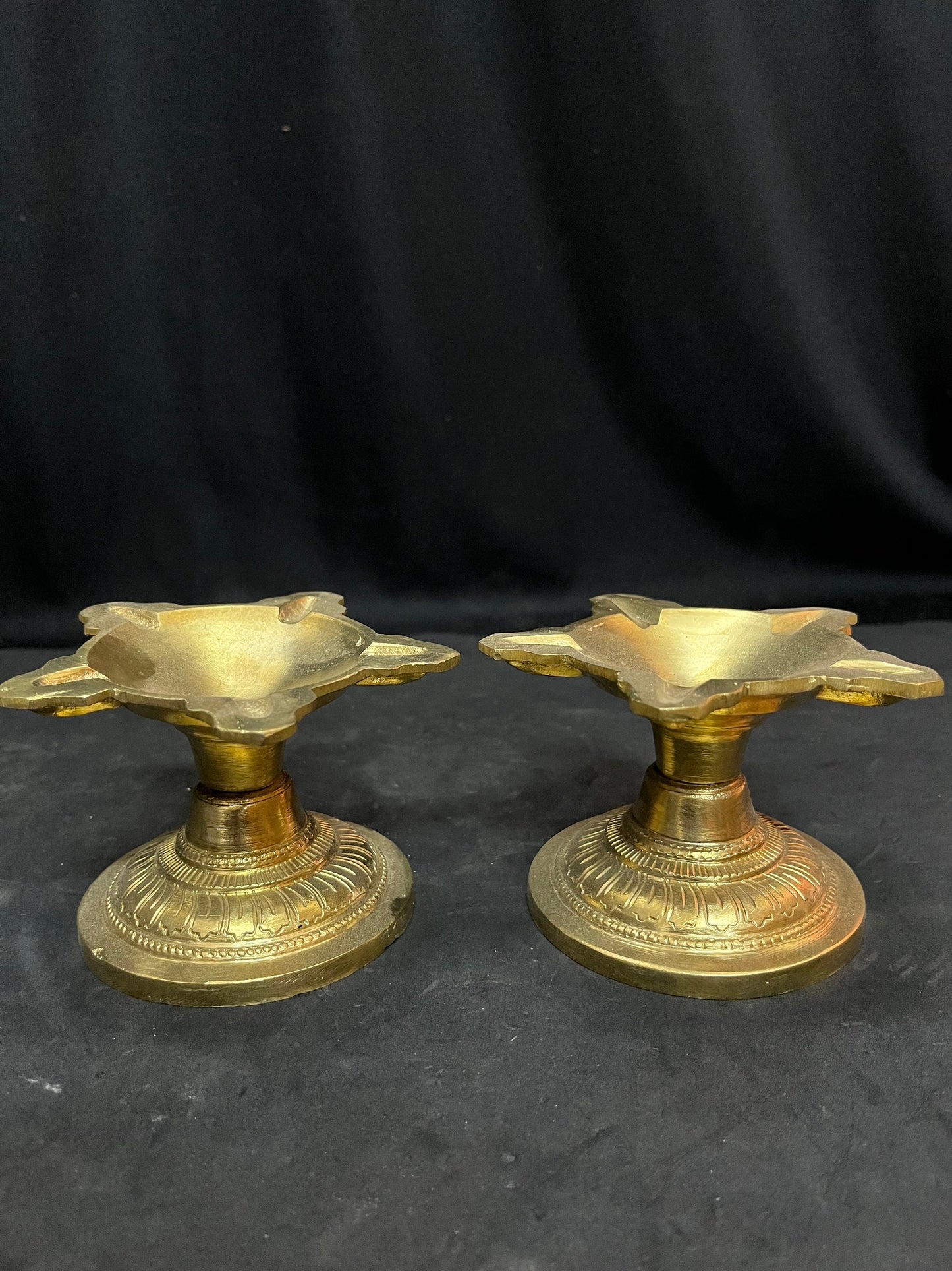 Prasiddh copper idol present panchaloha idol of star lamp pair / pair deepam