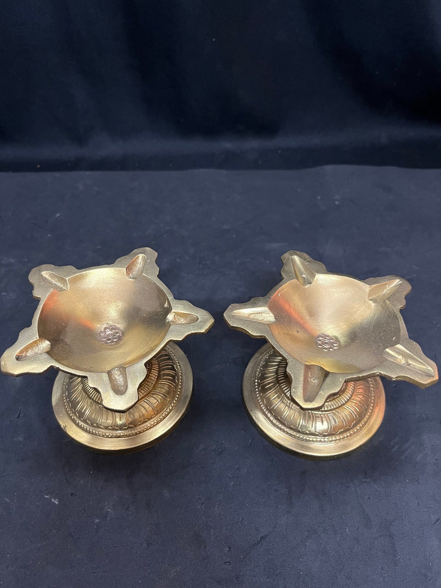 Prasiddh copper idol present panchaloha idol of star lamp pair / pair deepam