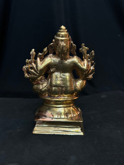 Panchaloha idol of Lord Maha Ganapathi Ganesha, a replica of a vintage one