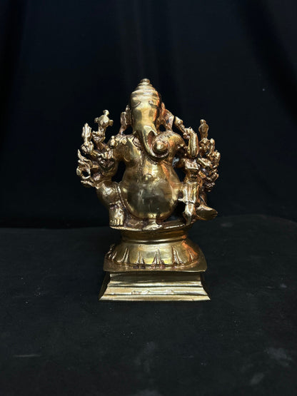 Panchaloha idol of Lord Maha Ganapathi Ganesha, a replica of a vintage one