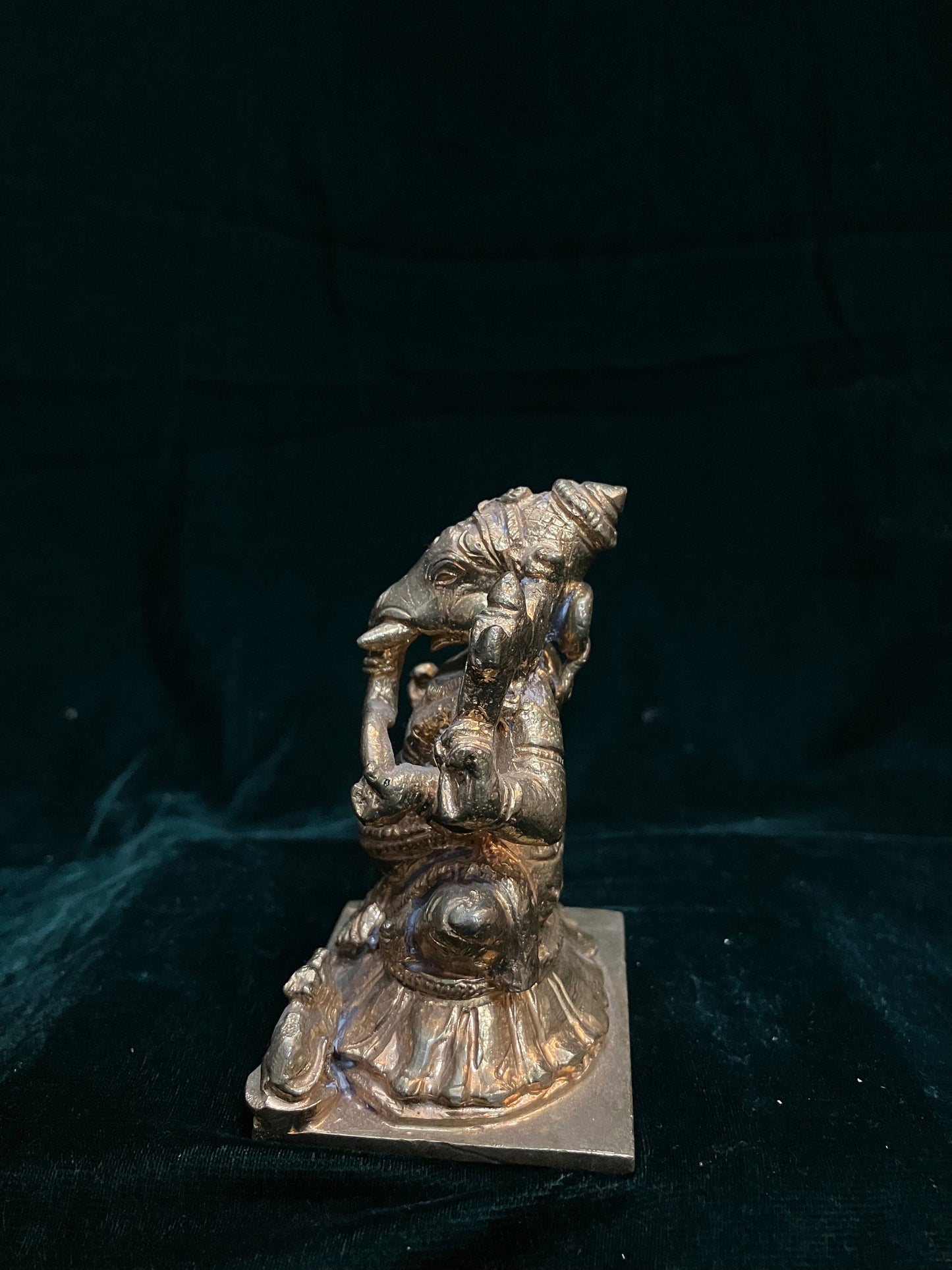 Prasiddh copper idols presents panchaloha idol of hoysala style mysore ganesha