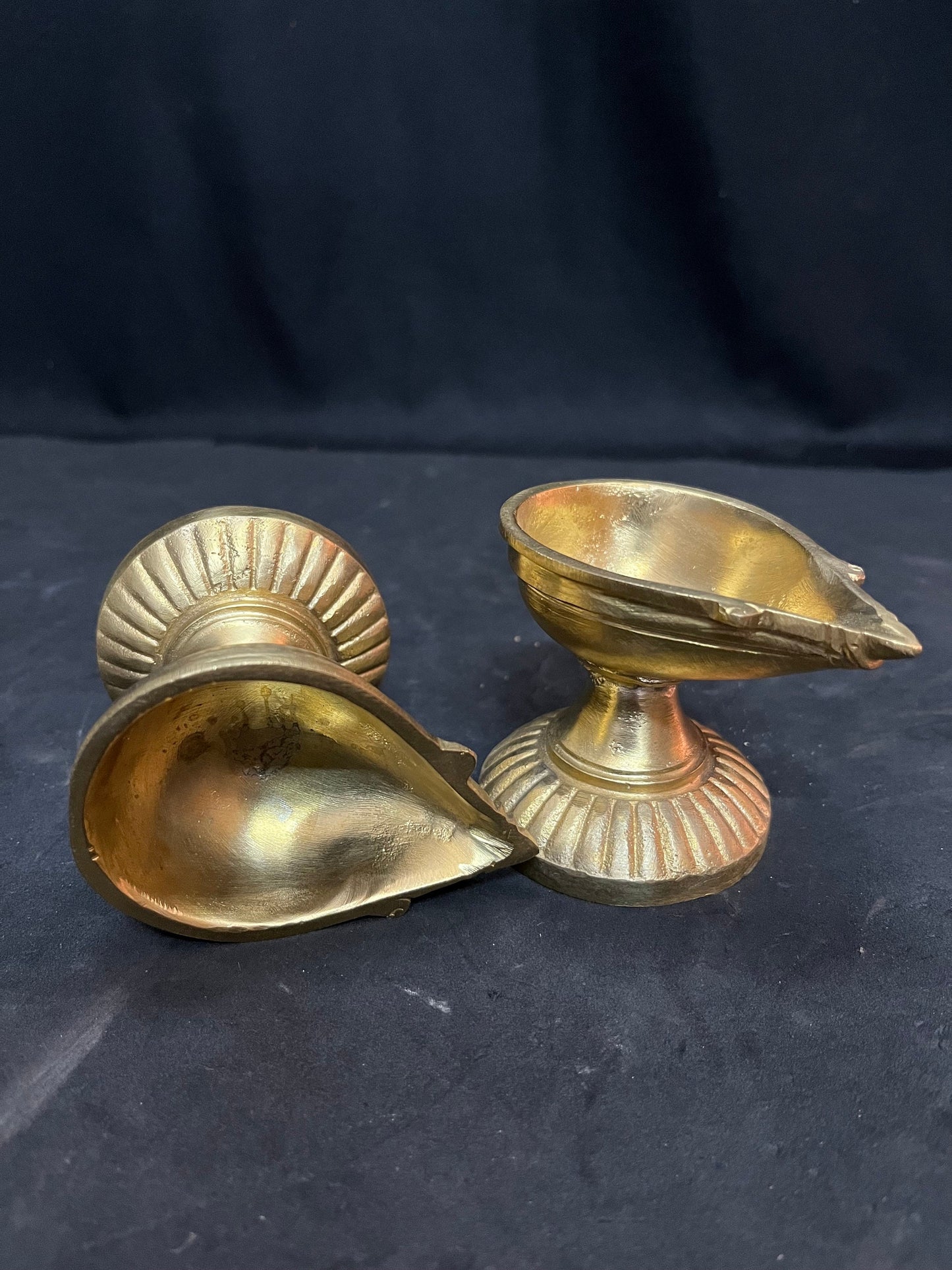 Panchaloha casted deepas oil lamps