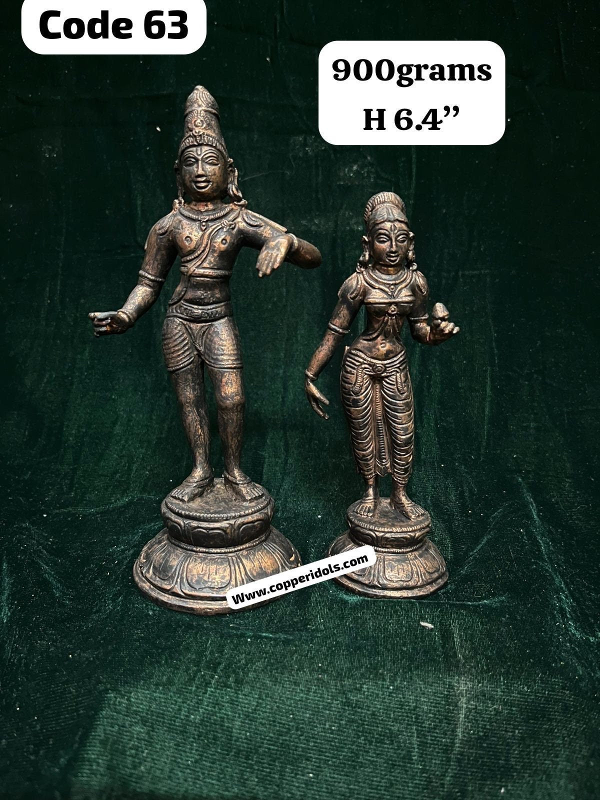 Copper casted antique polish fine figurine of Lord Mannargudi Rajagopala & Andal