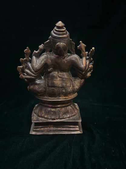 Bronze cast Vallabha Ganesha idol