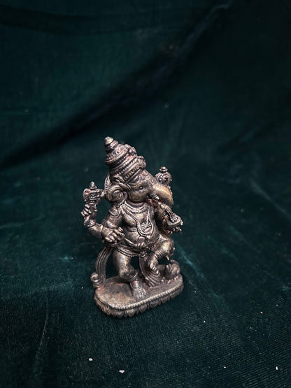 Prasiddh copper idols presents Antique polished Narthana Ganapati dancing Ganesha Vinayaka / Natya Ganesha