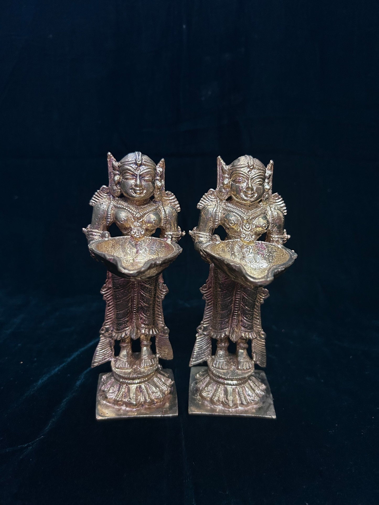 Prasiddh copper idol present panchaloha idol of deepamalli / deepa lakshmi pair