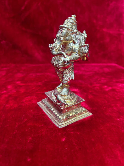 Panchaloha casted standing ganesha/ Vinayaka/ Chathurthi