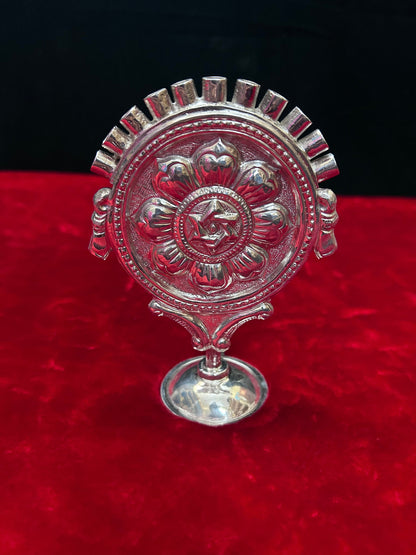 Prasiddh copper idol presents silver made chakra aarti