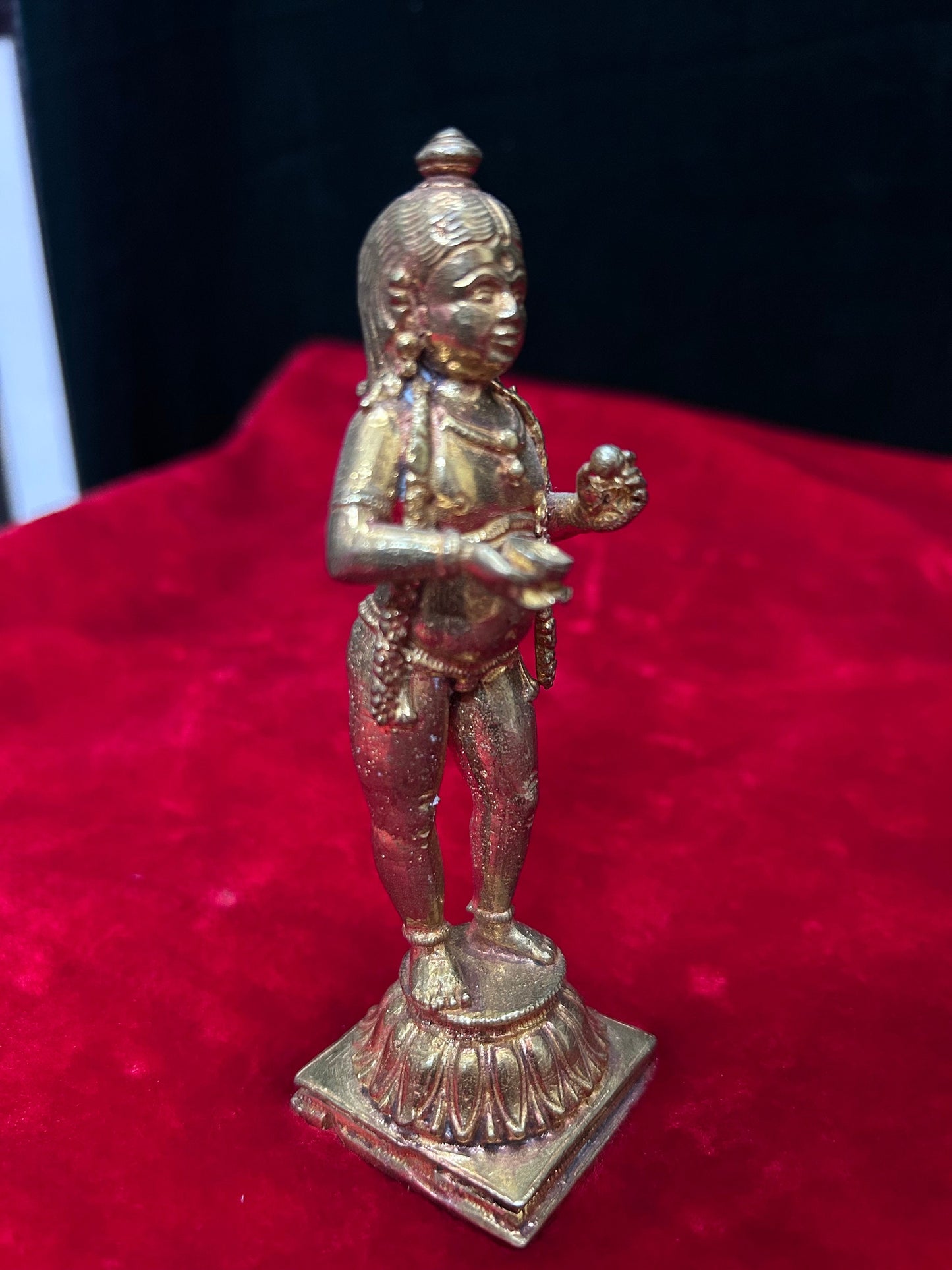 Prasiddh copper idols present panchaloha idol of navaneeth krishna a fine kerala style malbar beauty krishna