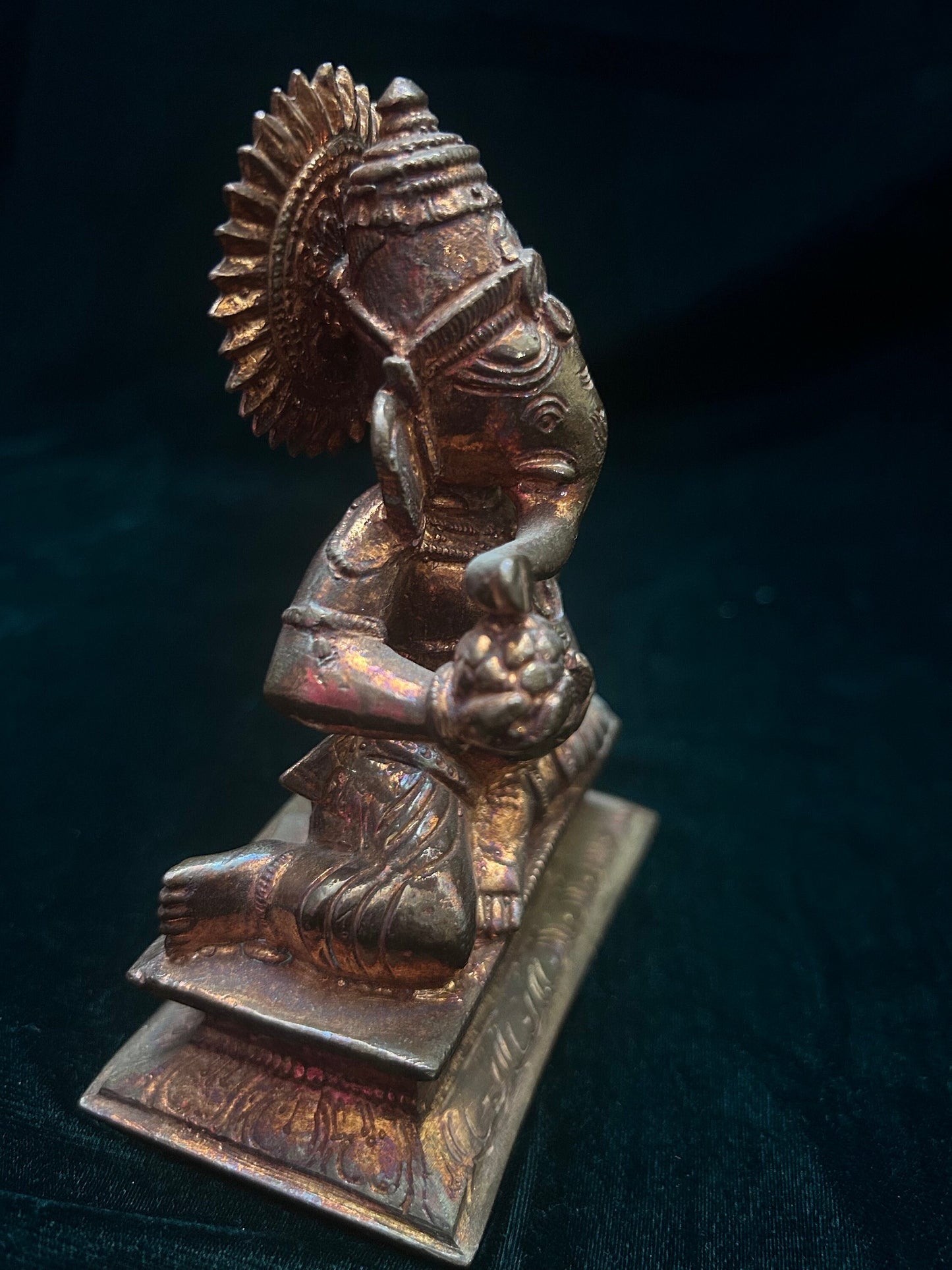 Prasiddh copper idol present copper idol of ganesha