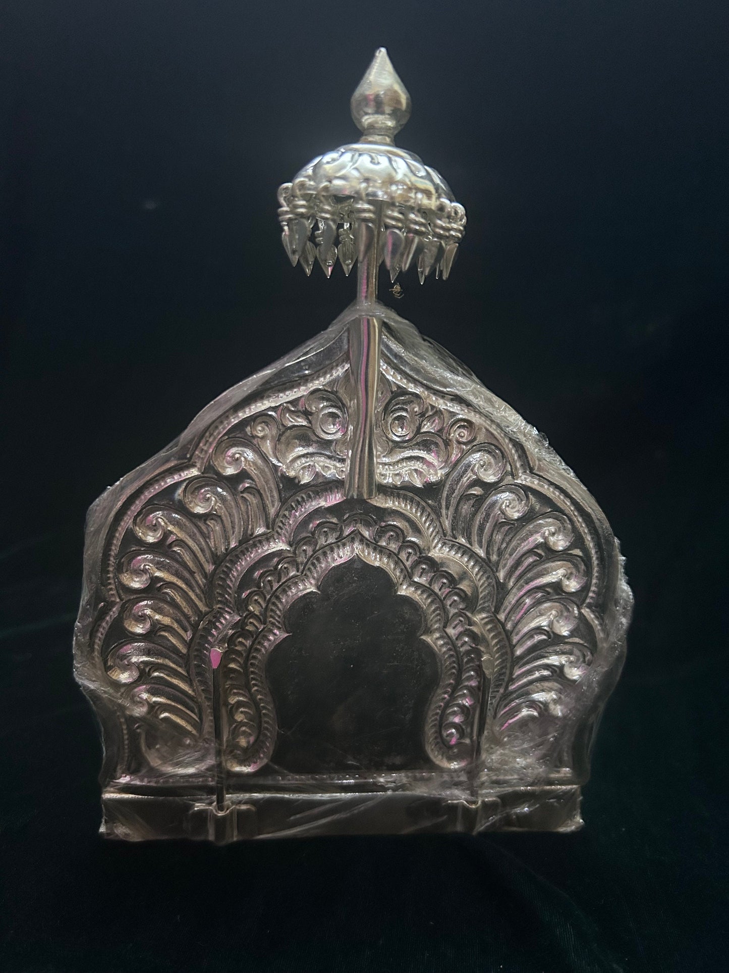 Prasiddh copper idol presents silver made Udupi style peeta prabhavali