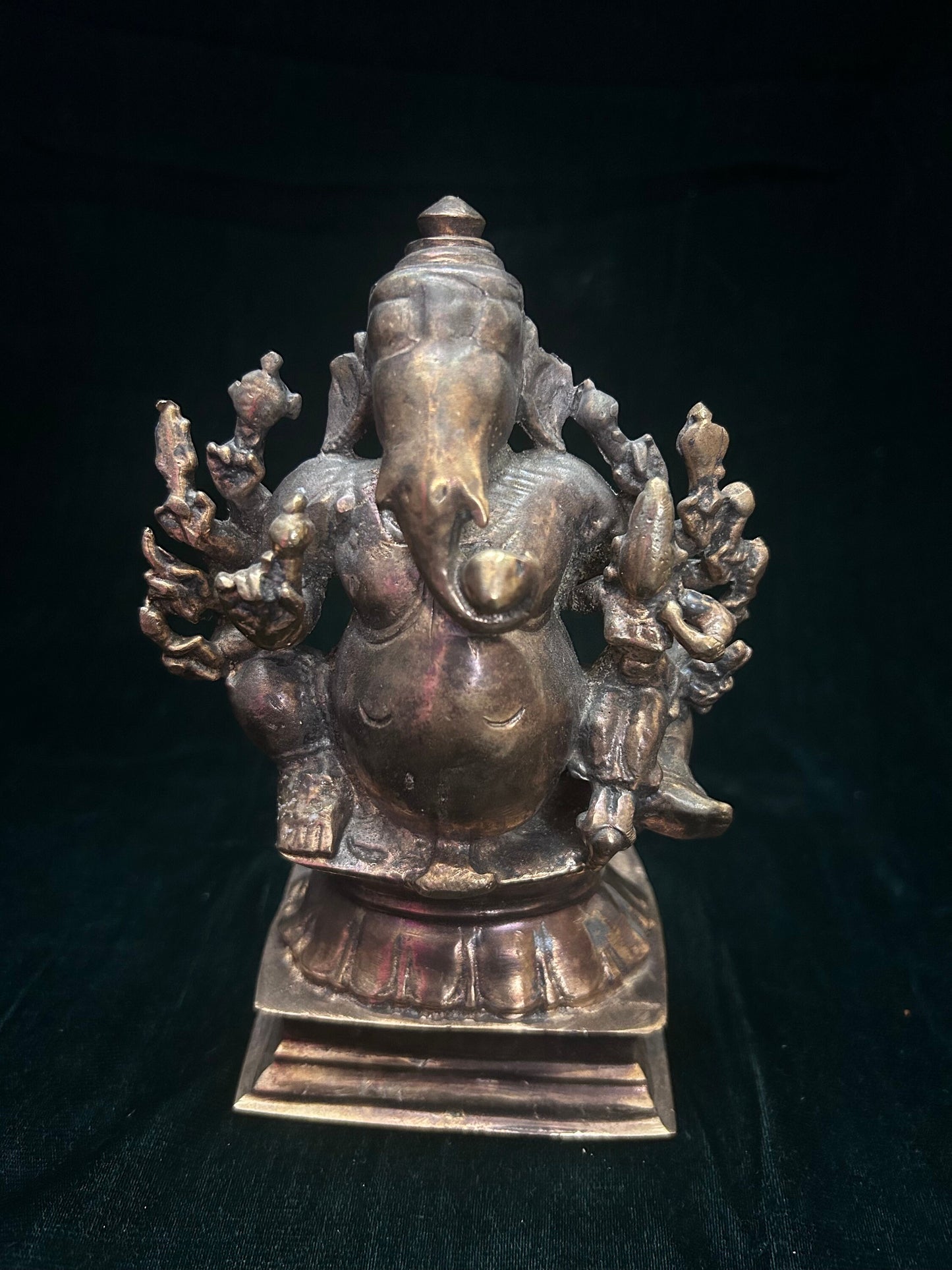 Bronze cast Vallabha Ganesha idol