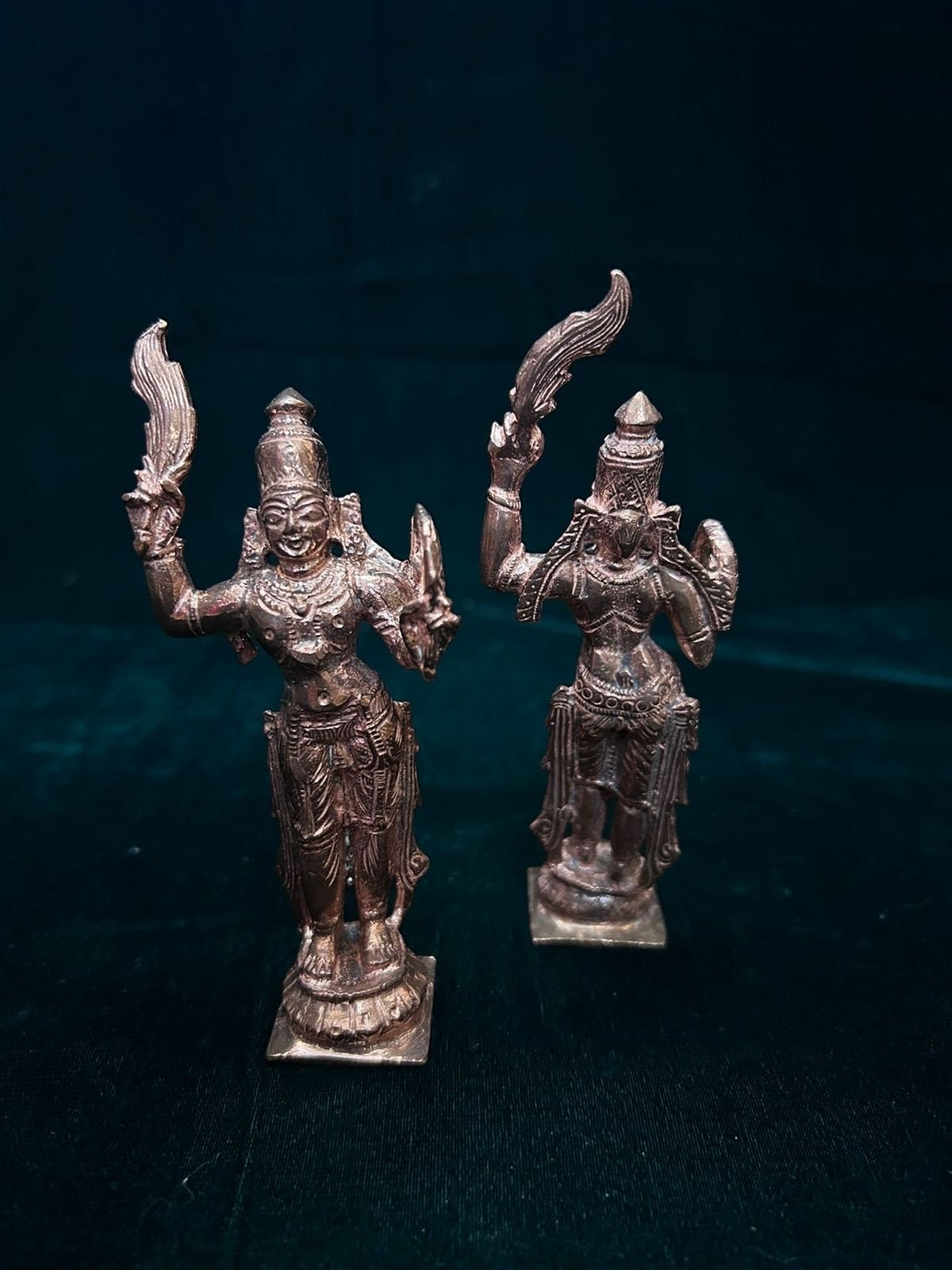 prasiddh copper idols present bharata shatrugna