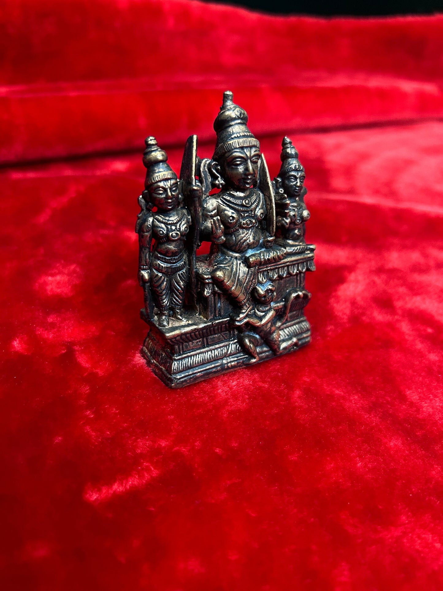 Prasiddh copper idols present copper antique polished idol of rama parivara / pattabirama with lakshmana and sita