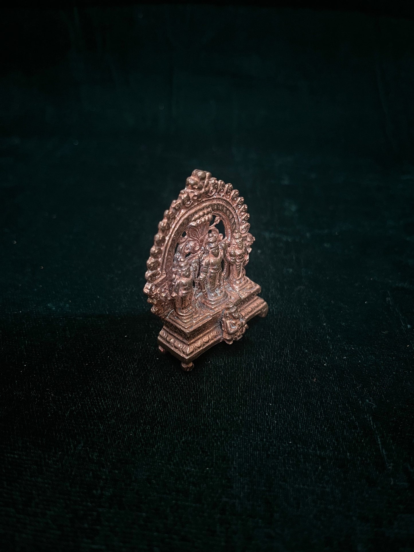 Prasiddh copper idols present copper idol of rama set / rama parivara