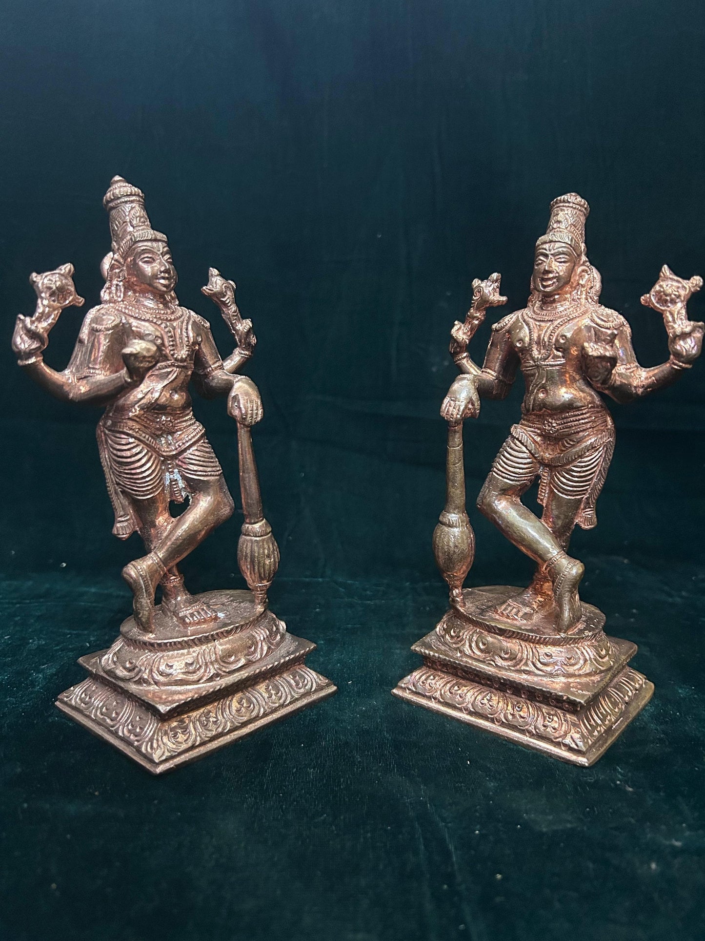 Prasiddh copper idol present copper idol of dwarapalakaru/ Jaya and vijaya