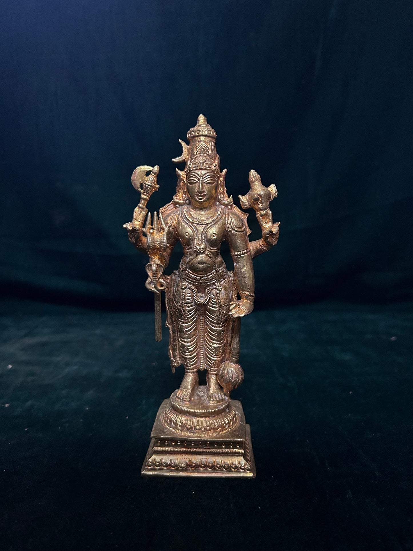 Prasiddh copper idol present panchaloha idol of harihara swamy/ Shankar Narayana swamy