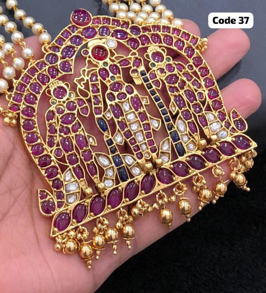 Panchaloha made gold polished gem stone studded rajagopala pendent